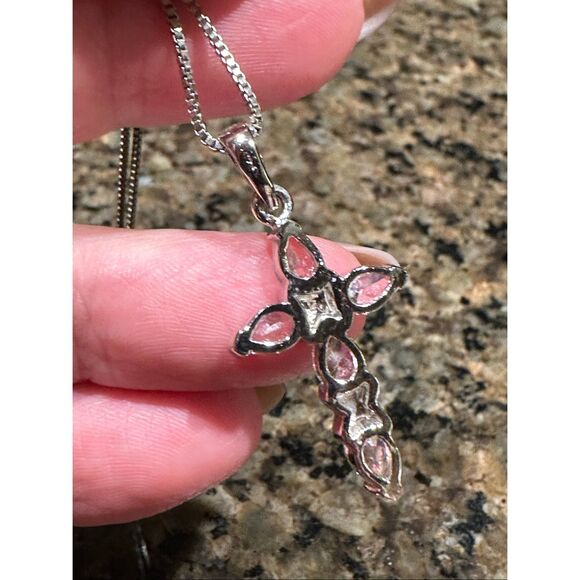 18 in.² silver Italian snake chain with pink cz cross - Picture 4 of 6